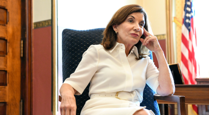 NY Governor Hochul Wears Hijab Ahead of 9/11 Anniversary