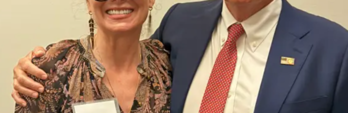 Debra-Messing